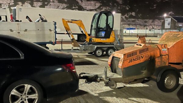 Read more about the article Arrests after police seize £200k of plant machinery