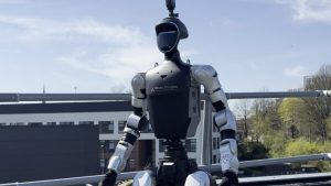 Read more about the article Humanoid robot takes first steps on construction site