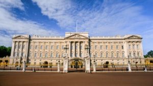 Read more about the article Buckingham Palace to expand building surveyor team