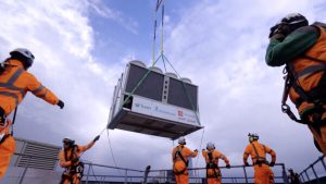 Read more about the article BAM uses helicopter to install heat pumps on top of London’s Broadgate Tower