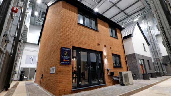 You are currently viewing Toasty for £1.19 a day: heat pumps beat boilers in new home tests