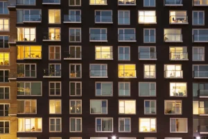 Read more about the article Overheating in social housing: from emerging risk to operational reality