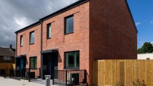 Read more about the article AtkinsRéalis completes innovative offsite housing scheme in Surrey
