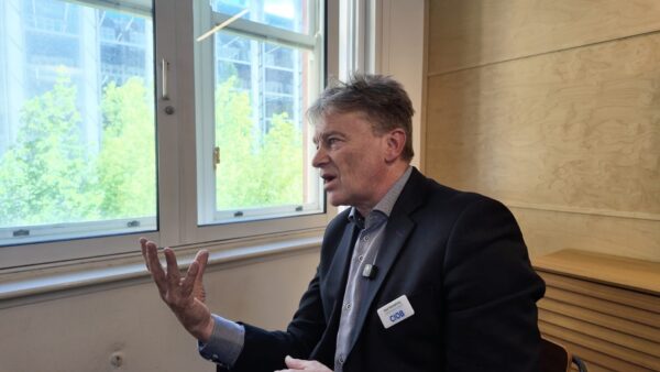 Read more about the article ‘We’re running out of time’: new CIOB president on net-zero backsliding